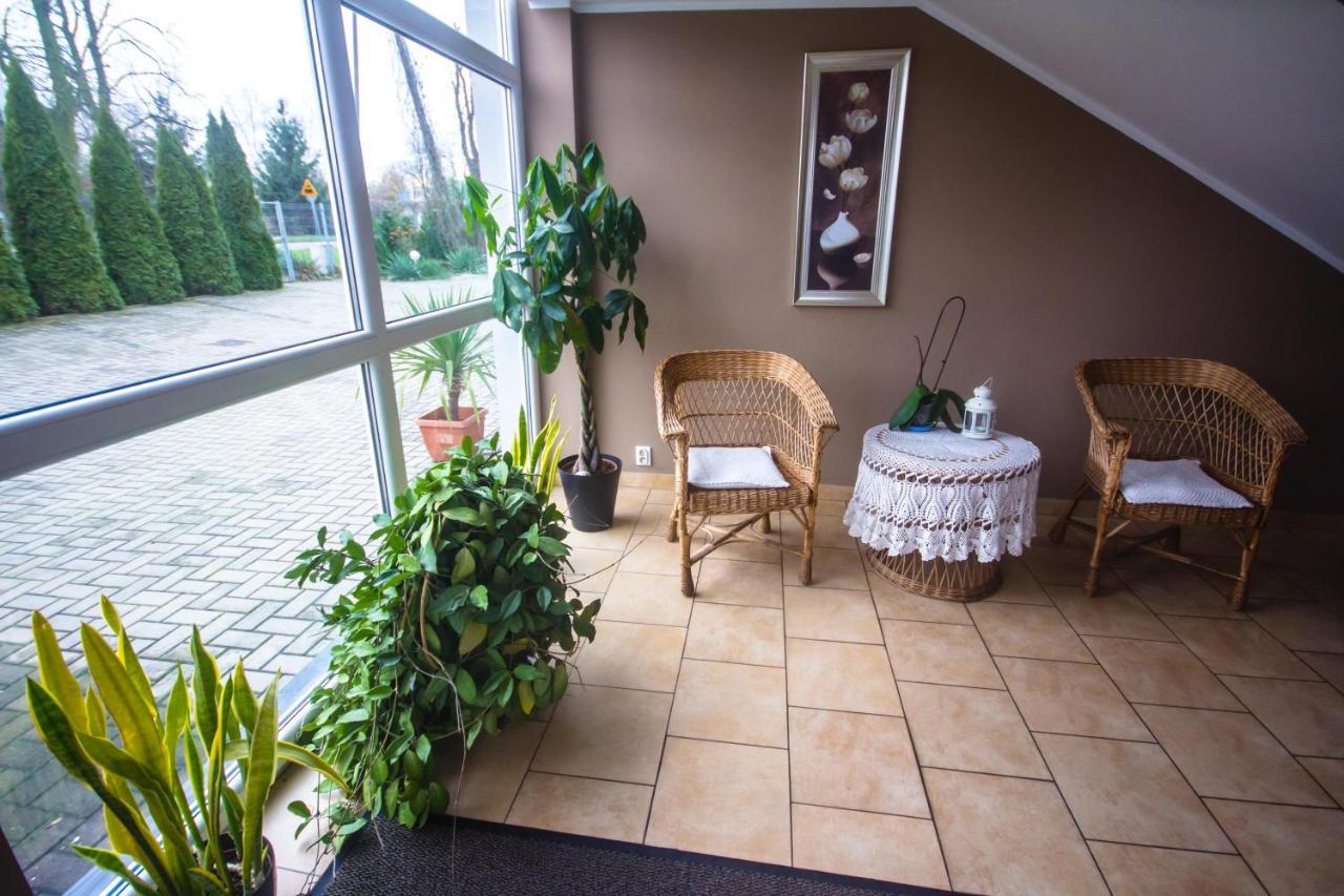 Hostel Soleil Kutno Kültér fotó